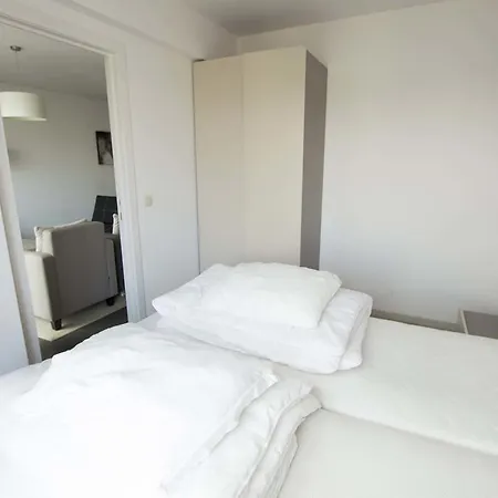 Holiday Suites De Panne Ξενοδοχείο με διαμερίσματα 3*