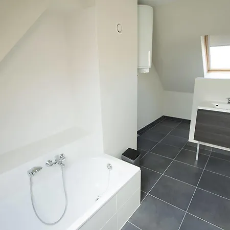 Aparthotel Holiday Suites De Panne De Panne