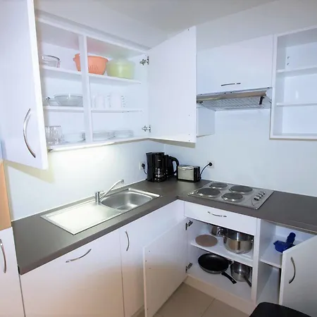 Ξενοδοχείο με διαμερίσματα Holiday Suites De Panne